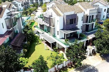 2.5 Storey SuperLink Capri, USJ Heights, Subang Jaya