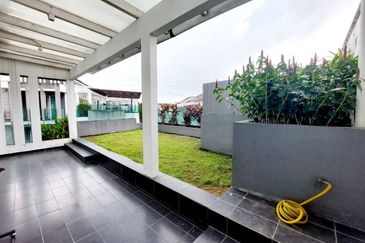 2.5 Storey SuperLink Capri, USJ Heights, Subang Jaya