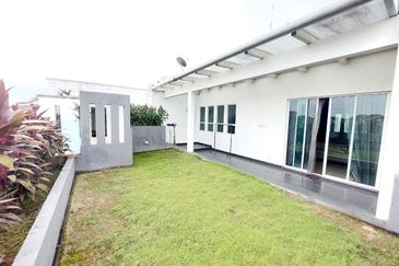 2.5 Storey SuperLink Capri, USJ Heights, Subang Jaya