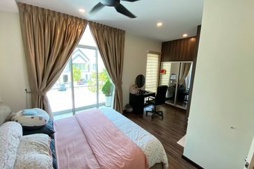 Ebonylane @ Eco Forest