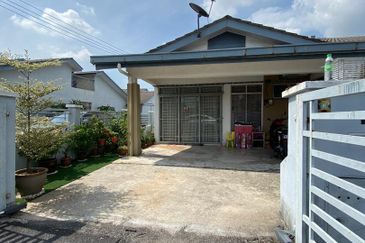 Single Storey End Lot - jalan Kebun, Klang
