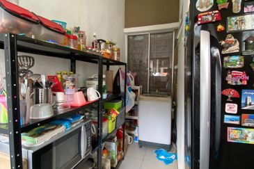 Single Storey End Lot - jalan Kebun, Klang