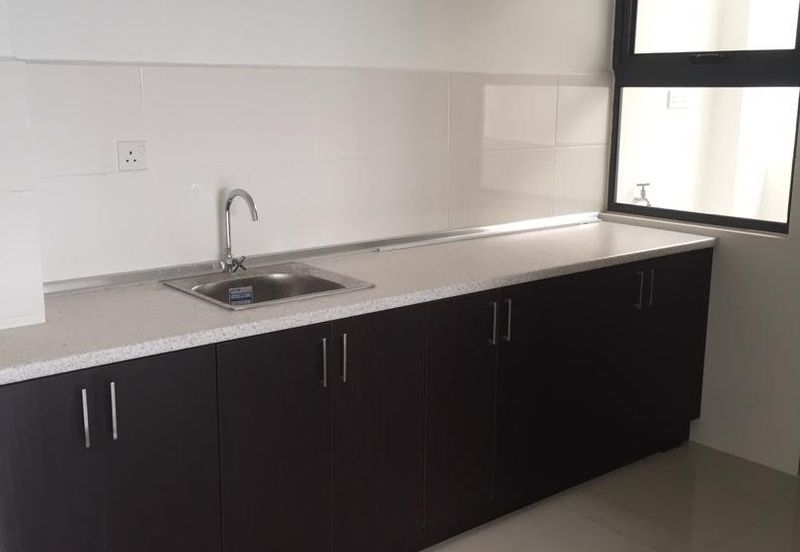 Suria Residence Bukit Jelutong Shah Alam