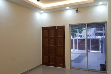 Fully Renovated Single Storey Terrace House Taman 