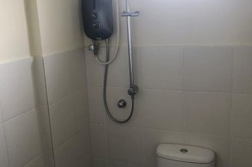 RUMAH CANTIK PANGSAPURI SURIA, KOTA DAMANSARA