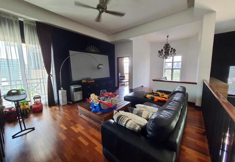 Bungaraya Kondominium, Saujana Subang