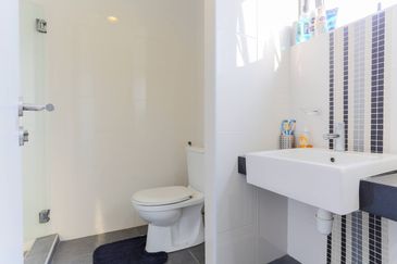 Centrio SoHo @ Pantai Hillpark