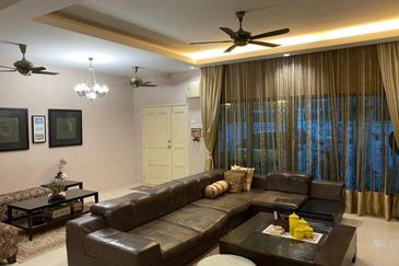 BANDAR NUSAPUTRA, PRESINT 2 PUCHONG