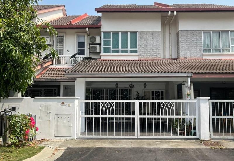 BANDAR NUSAPUTRA, PRESINT 2 PUCHONG