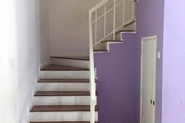 Facing garden Freehold Double Storey Puchong Prima