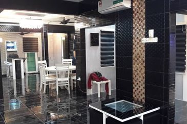 CORNER LOT Double Storey Taman Teluk Gedung Indah