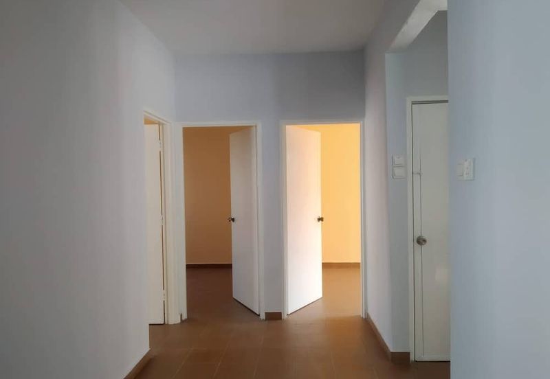 NICE APARTMENT Palma Puteri Apartment Kota Damansa