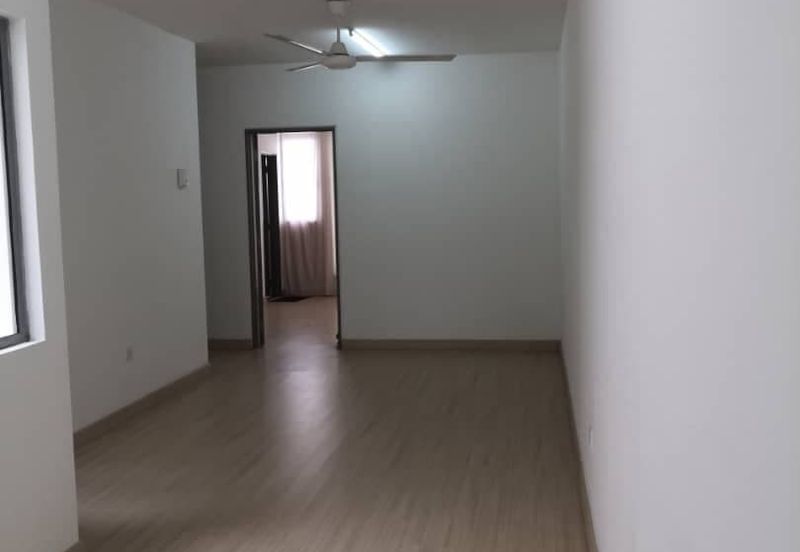 Townhouse Desa Tropika Seksyen U15 Shah Alam