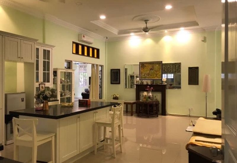 Permatang Damar Laut Batu Maung Penang