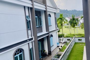 Peranakan Straits, Setia Eco Templer