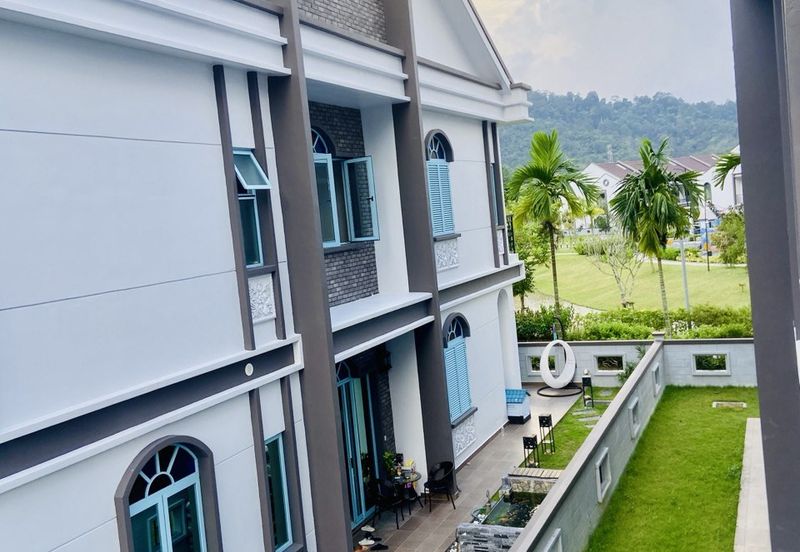 Peranakan Straits, Setia Eco Templer