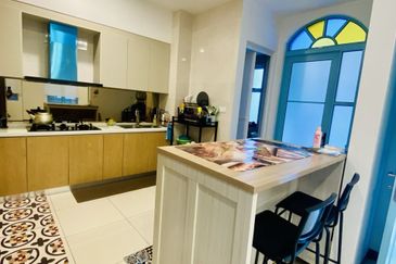 Peranakan Straits, Setia Eco Templer