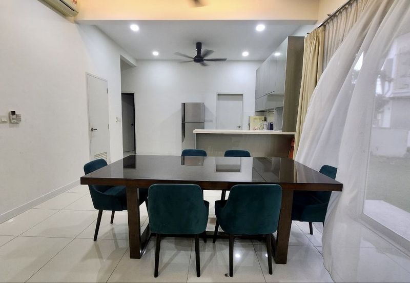 Parkfield Residences, Tropicana Heights