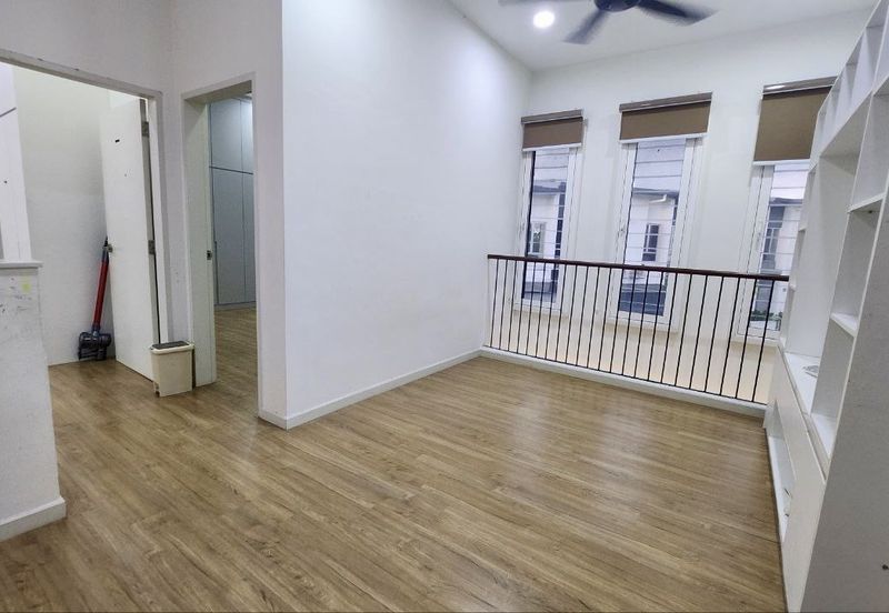 Parkfield Residences, Tropicana Heights