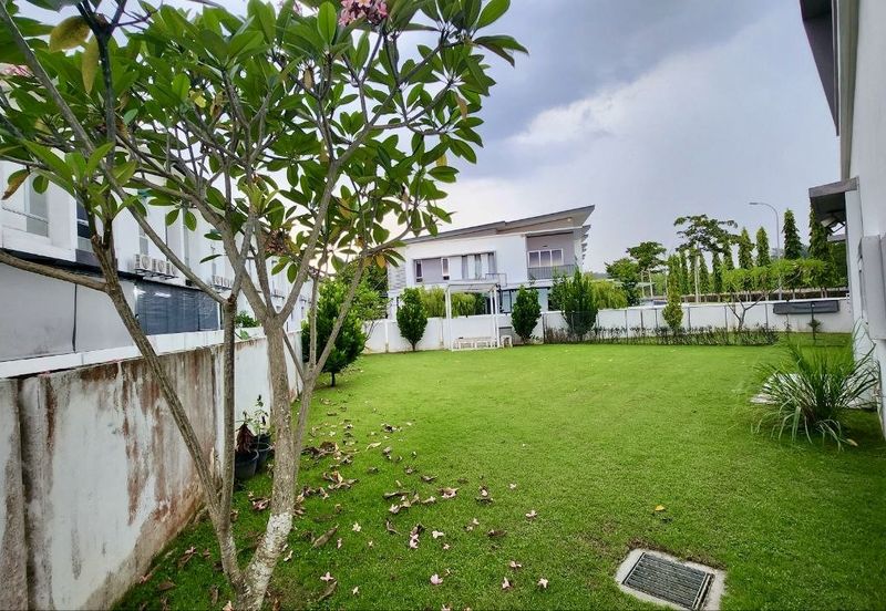 Parkfield Residences, Tropicana Heights