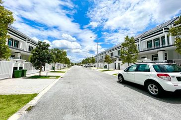 Merrydale @ Eco Majestic