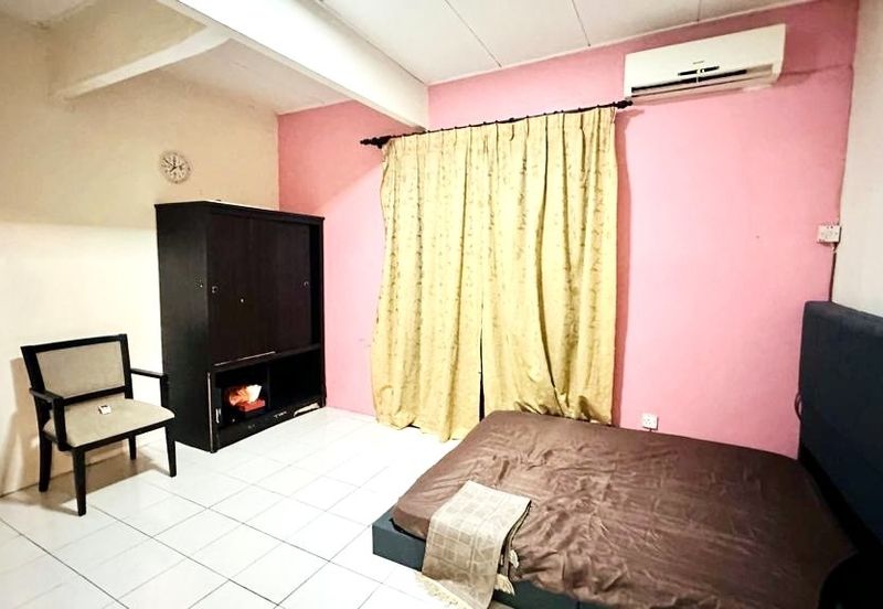 La Cottage Taman Putra Perdana