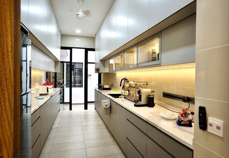 Tiana Elmina Gardens