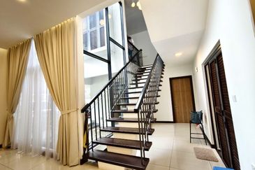 Tiana Elmina Gardens