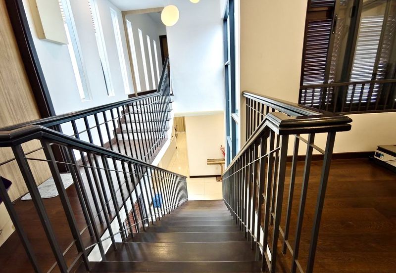 Tiana Elmina Gardens