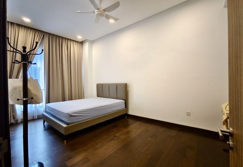 Tiana Elmina Gardens