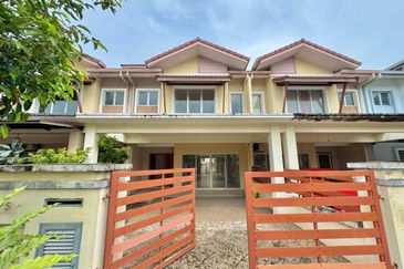 Opulenia @ Denai Alam