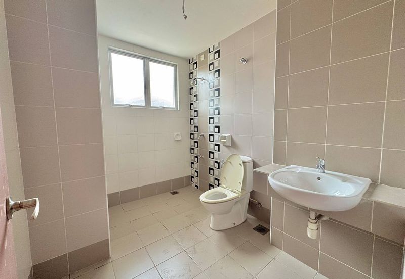 Opulenia @ Denai Alam