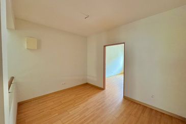 Opulenia @ Denai Alam