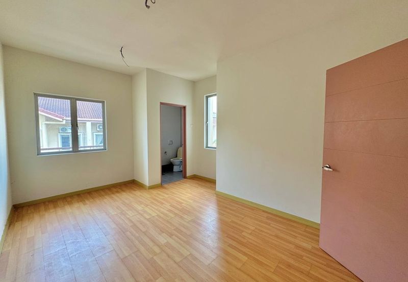 Opulenia @ Denai Alam