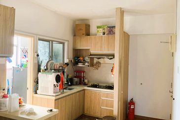 Pangsapuri Jenderam Indah