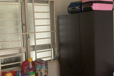 Pangsapuri Jenderam Indah