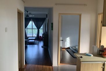 Pangsapuri Jenderam Indah