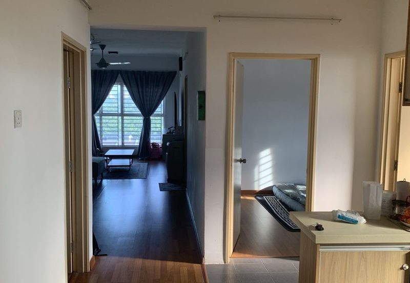 Pangsapuri Jenderam Indah