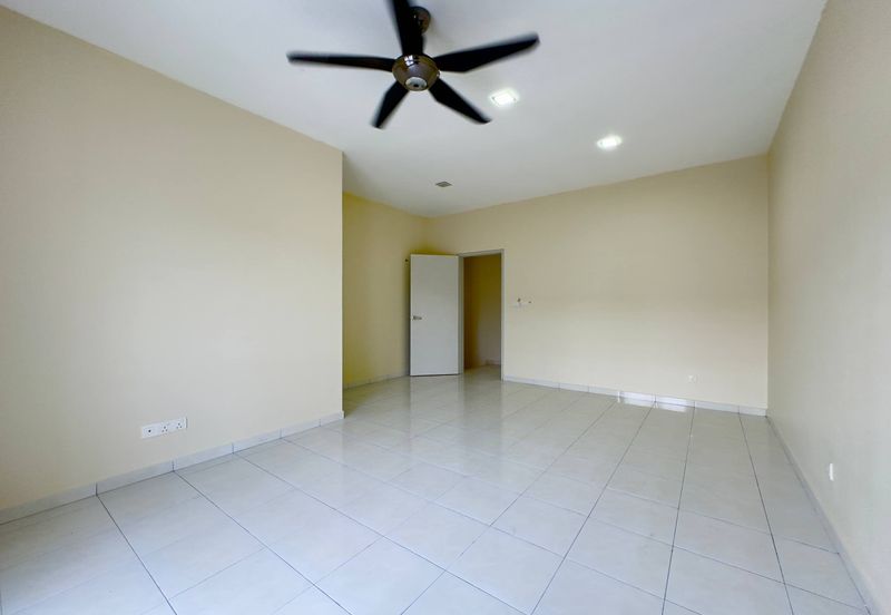 Laman Delfina @ Nilai Impian