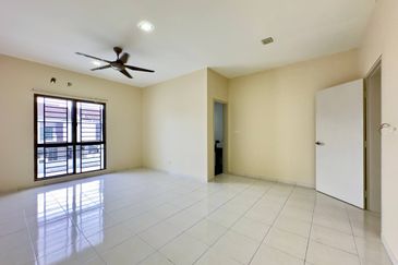 Laman Delfina @ Nilai Impian