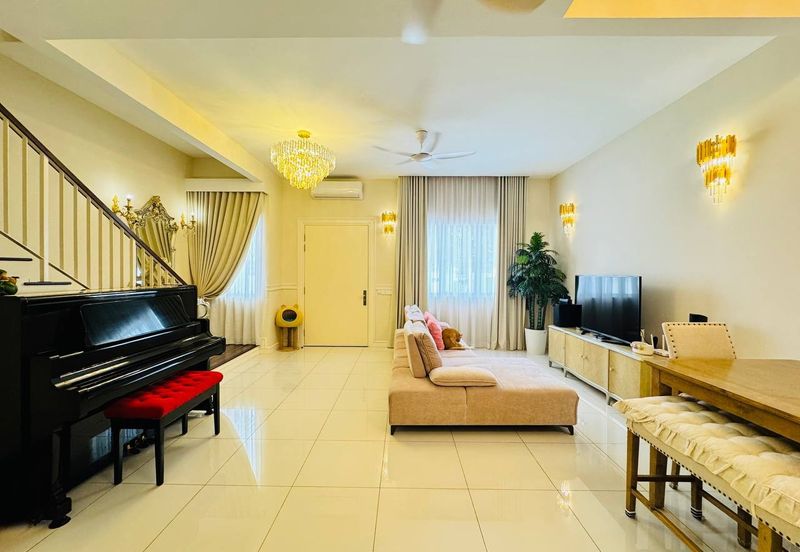 Ebonylane @ Eco Forest