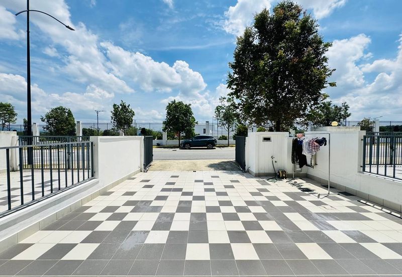 Ebonylane @ Eco Forest