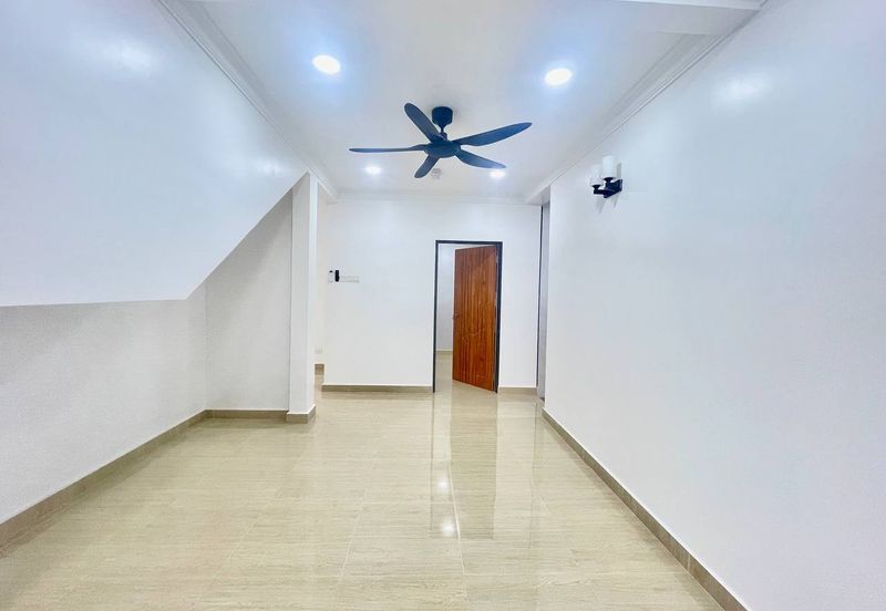 Jalan Suasana @ Tun Hussein Onn