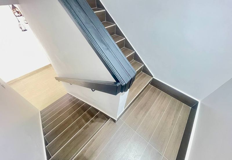 Jalan Suasana @ Tun Hussein Onn