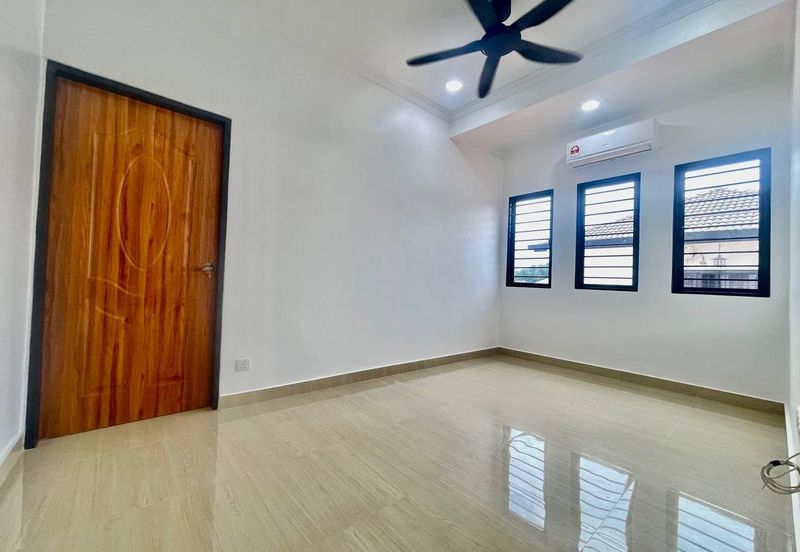 Jalan Suasana @ Tun Hussein Onn