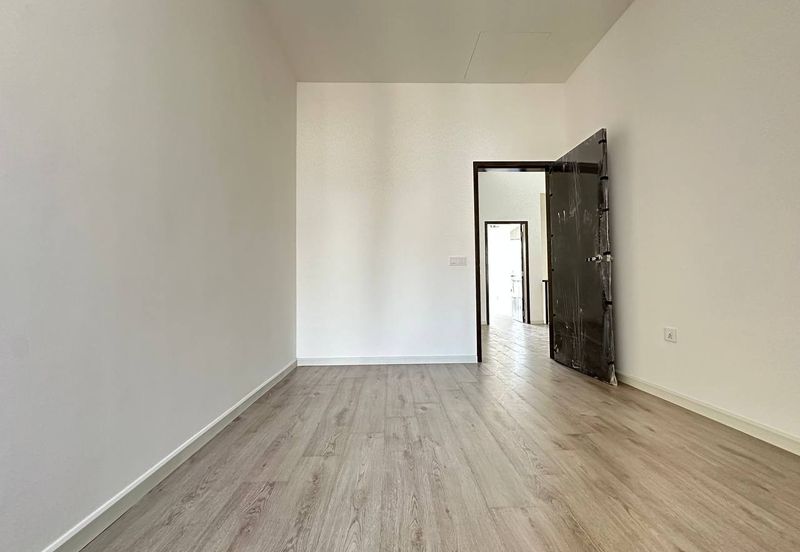 Double Storey Terrace House at Nadira 1, Bandar Bukit Raja, Klang