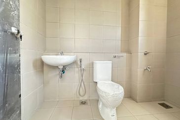 Double Storey Terrace House at Nadira 1, Bandar Bukit Raja, Klang