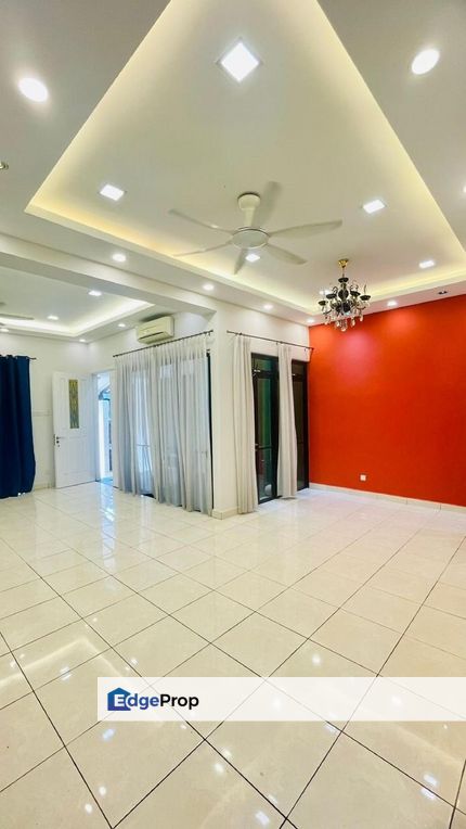 Move in Condition Renovated Double Storey Superlinked Jalan Birai, Bukit Jelutong FOR SALE, Selangor, Shah Alam