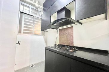 Residensi Platinum Teratai