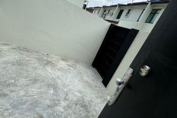 Dahlia Sari @ Saujana Perdana